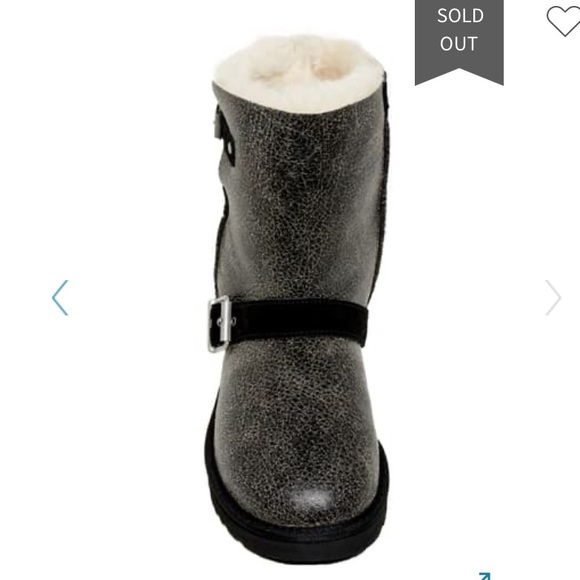 Dylan UGG Boot - Picture 15 of 16